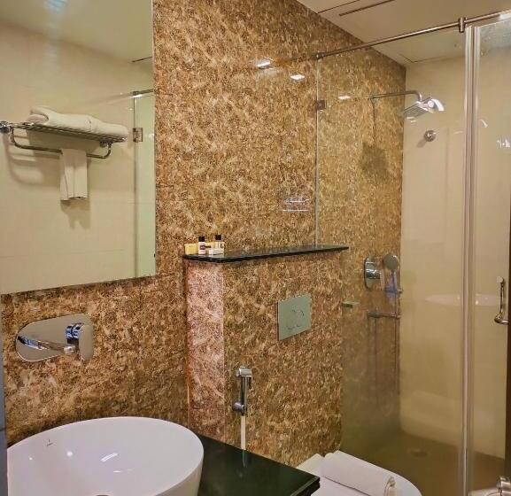 Люкс, Sambhabana Hotel & Suites