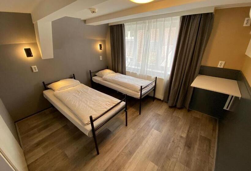 Номер Стандарт, Xplore Hostel Amsterdam