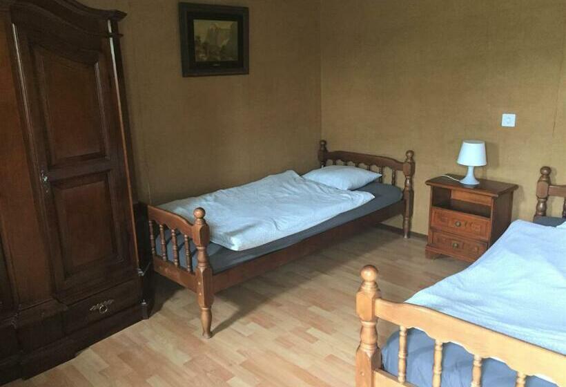 إستوديو قياسى, Auberge Du Peu Péquignot