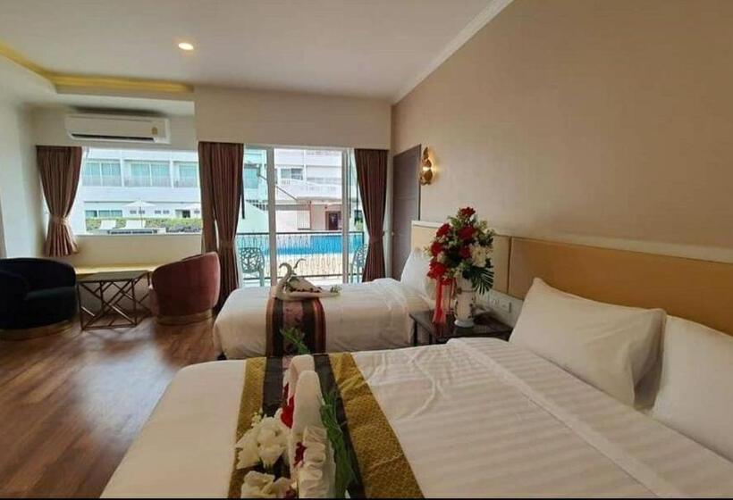 Трехместный Номер Deluxe, Swan Lake Hotel Sattahip