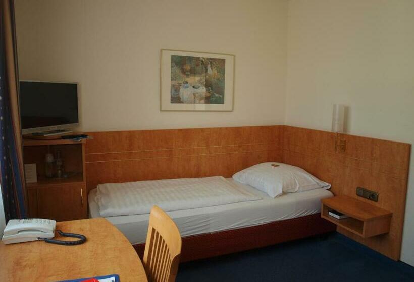 Номер Стандарт Индивидуальный, Airport Business Hotel Köln