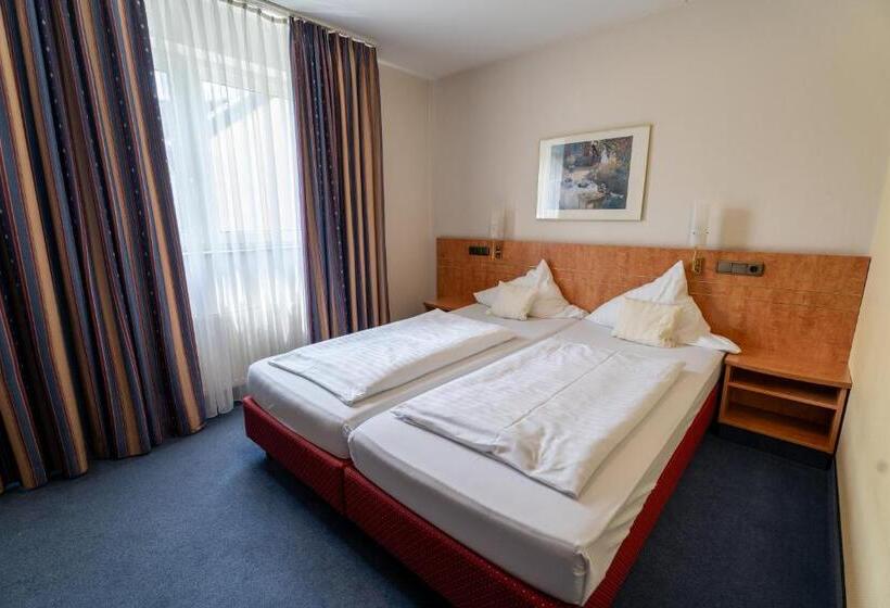 Номер Стандарт, Airport Business Hotel Köln