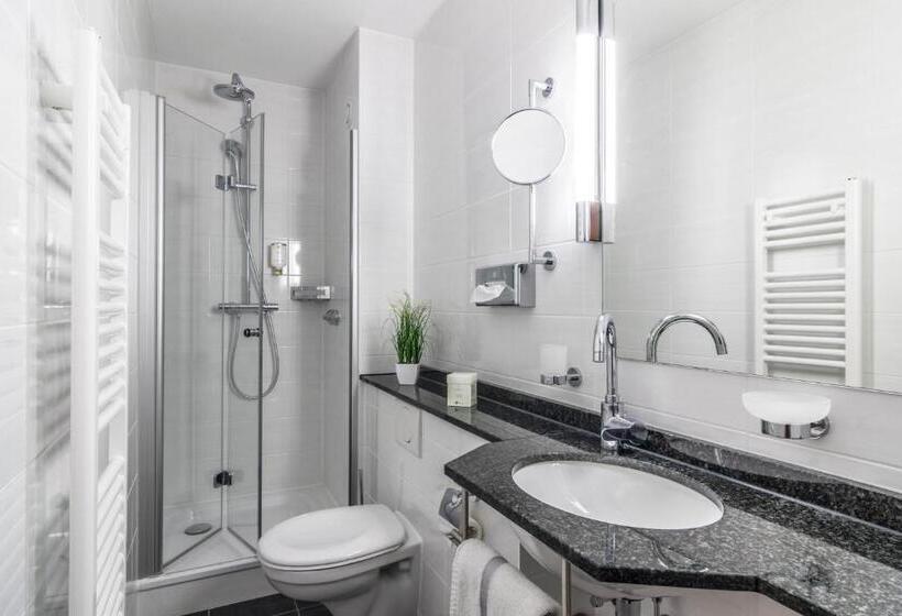 Quarto Familiar, Garni Oberrhein