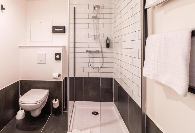 Номер Superior с Балконом, Ibis Roquebrune Cap Martin Menton