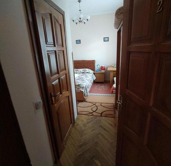 Номер Стандарт, Sadyba Margaryta