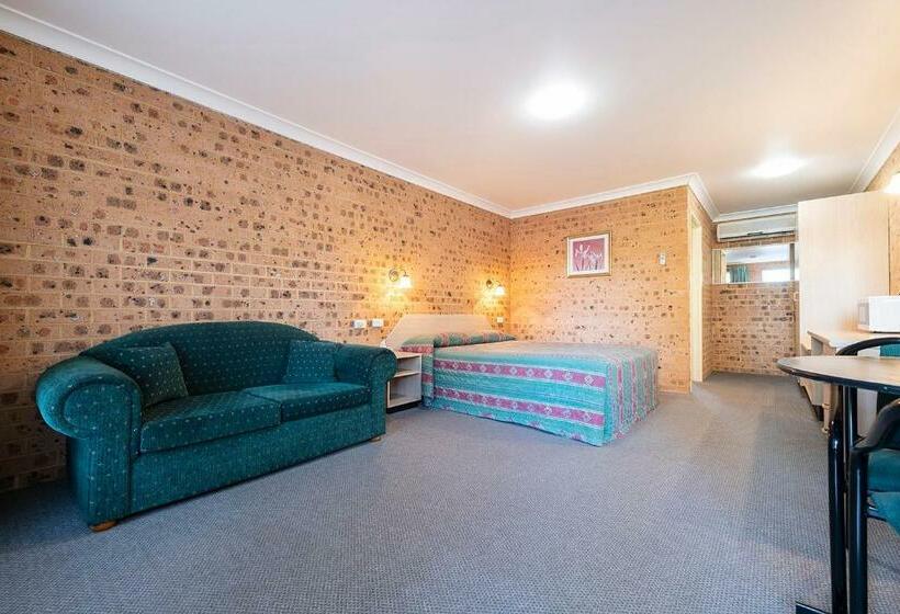 Номер Стандарт, Aberdeen Motel