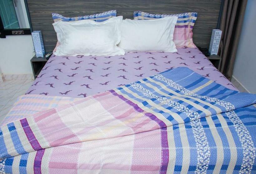 Номер Deluxe, Van Der Salle   Flovan Plaza