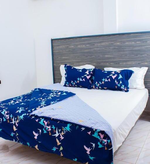 Номер Deluxe, Van Der Salle   Flovan Plaza
