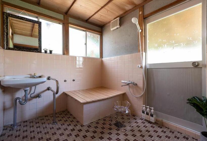 اتاق استاندارد, Hostel 東風ノ家（kochi No Ya）