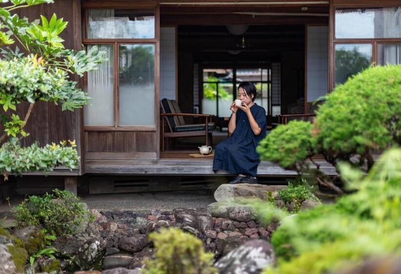 اتاق استاندارد چهار تخته, Hostel 東風ノ家（kochi No Ya）