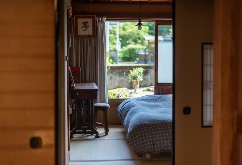اتاق استاندارد یک نفره, Hostel 東風ノ家（kochi No Ya）