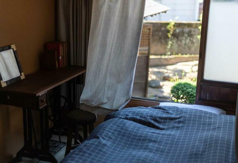 اتاق استاندارد یک نفره, Hostel 東風ノ家（kochi No Ya）