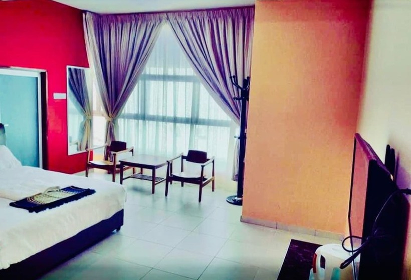 Family Suite, Puteri Miqaila