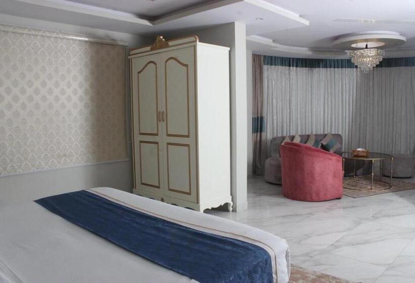 Люкс с Балконом, Rayat Alshalal Hotel 2