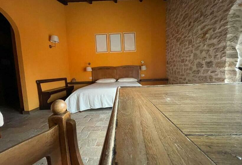 수피리어 트리플 룸, Agriturismo Casale Montebello