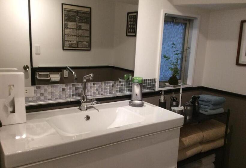 Номер Economy, Jonni`s Place