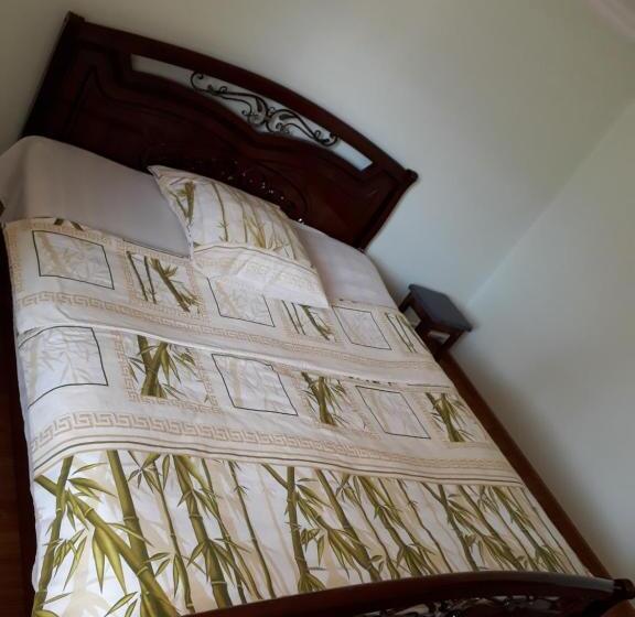 스탠다드 룸 산 전망, Green Dilijan B&b