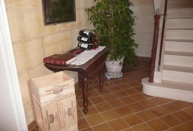 标准间, Galot La Chapelle