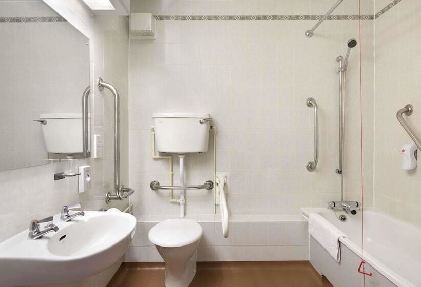 Номер Стандарт Двуспальная Кровать, Days Inn Taunton