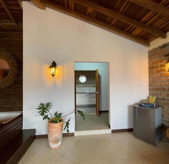스위트 킹사이즈 침대, Finca Hotel Tierra Verde