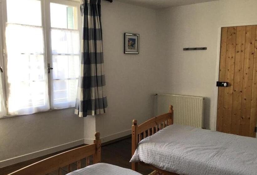 Семейный Номер, Numéro 96 Chambre D Hôtes