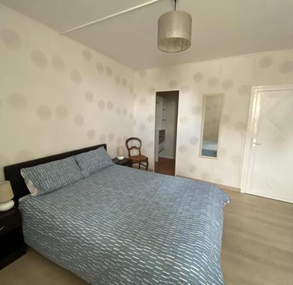 Номер Deluxe, Numéro 96 Chambre D Hôtes
