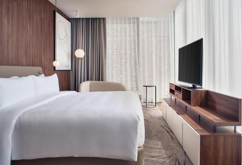 带城市景观和大床的豪华房间, Jw Marriott Hotel Guadalajara