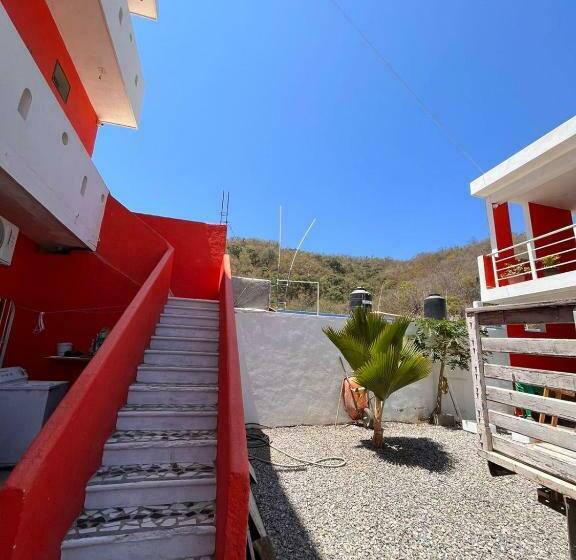 Bungalow Standard, Y Bungalows Bugambilias
