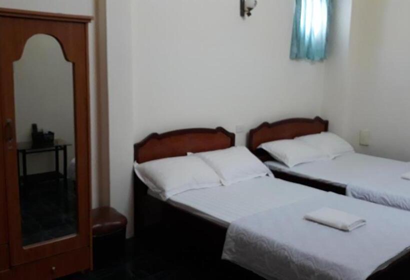 اتاق استاندارد سه نفره, Khách Sạn Duy Hoàng