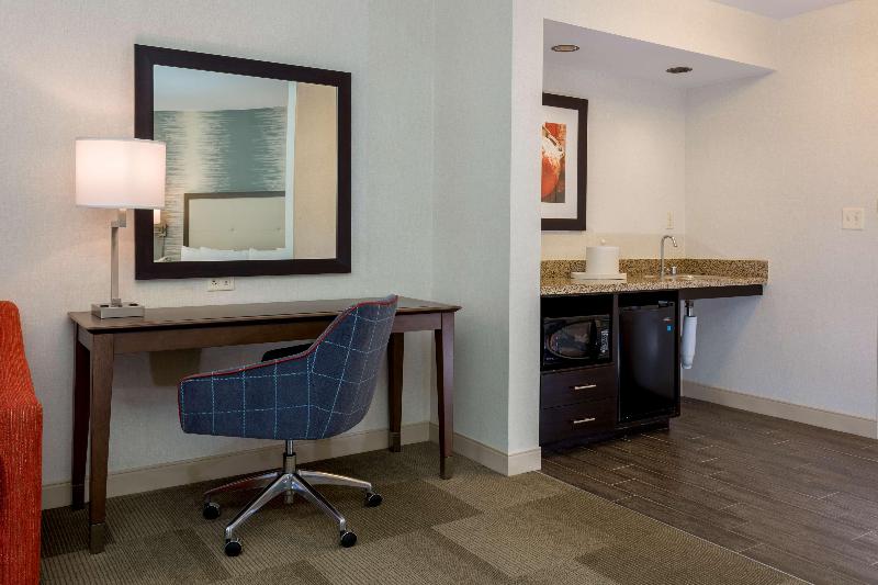 스탠다드 스튜디오 킹침대, Hampton Inn & Suites San Diego Poway