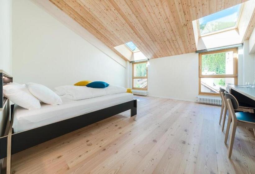 استودیوی لوکس, Zum Hirschen Boutique Hotel Val Di Non