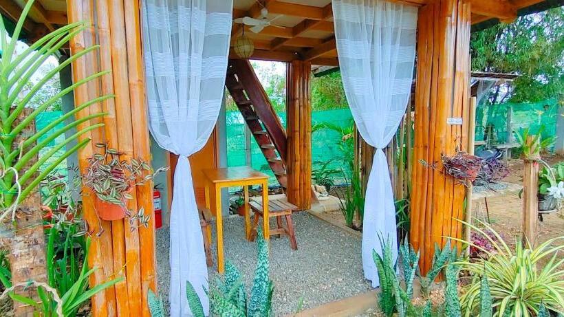 Номер Стандарт Вид на Горы, Rc Hutspot Tourist Inn