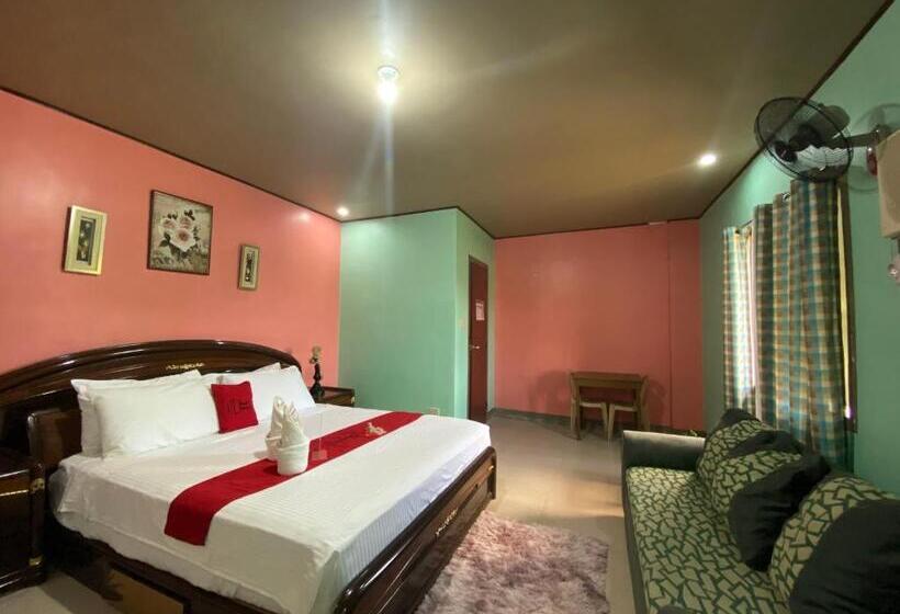 Президентский Люкс, Reddoorz Plus @ Lhexlyn Resort San Narciso