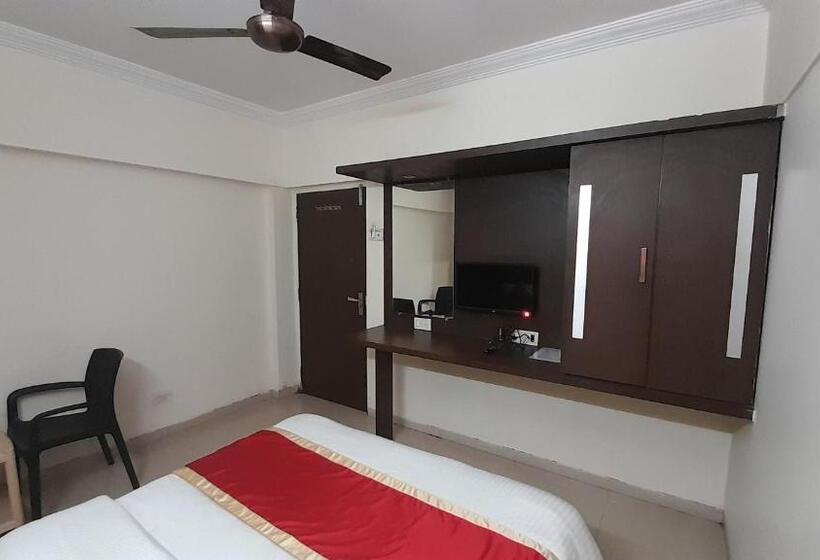 Номер Deluxe, S K Palace