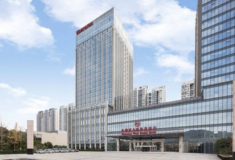 Люкс Повышенной Комфортности, Sheraton Wuxi Binhu
