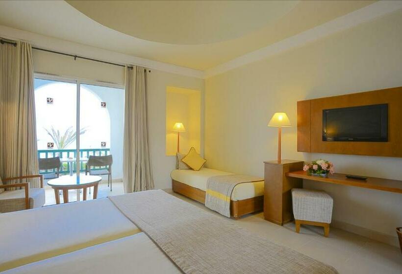 스탠다드 트리플 룸, Vincci Helios Beach