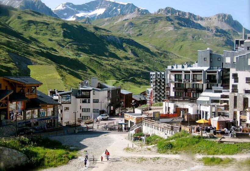 غرفة عائلية, Hôtel La Vanoise