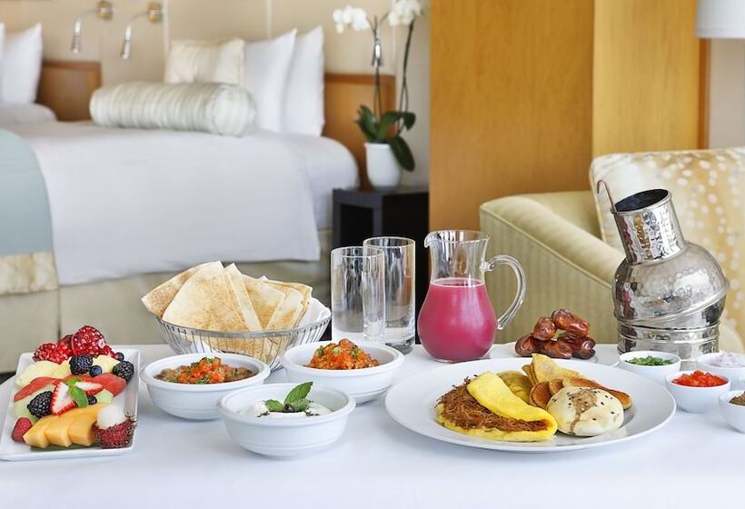 Президентский Люкс, Ritz Carlton Difc Downtown Dubai