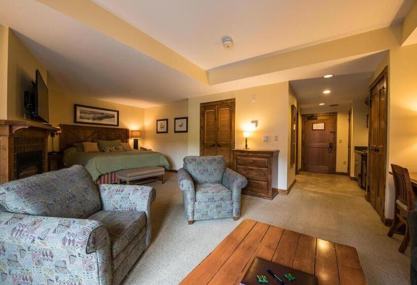 Студия Deluxe, The Lodge At Mountaineer Square