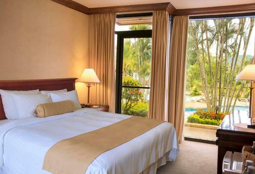 Номер Deluxe Кровать Кинг, Wyndham San Jose Herradura