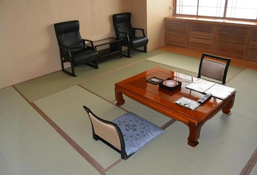 اتاق استاندارد, Akankoso