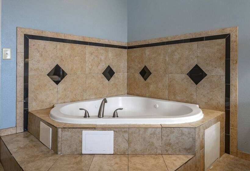 סוויטה עם ג'קוזי, Best Western Plus Bradenton Gateway