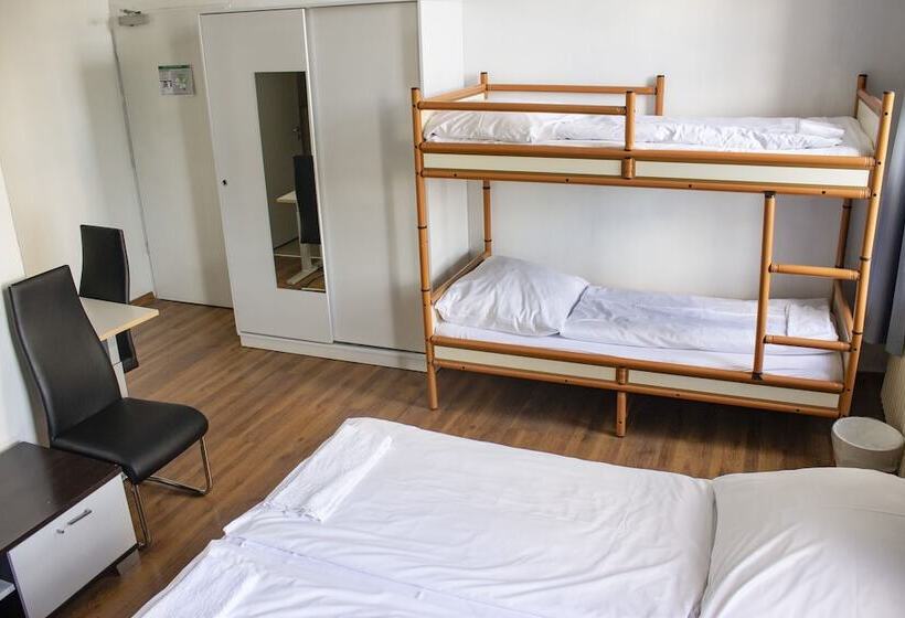 اتاق استاندارد, Metropol Hostel Berlin