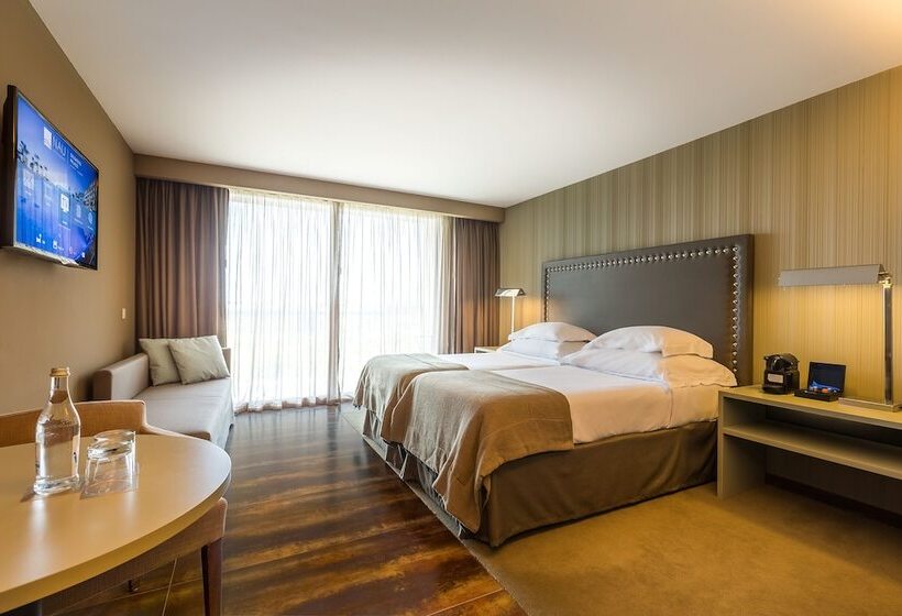 プールビューファミリールーム, Algarve Marriott Salgados Golf Resort & Conference Center