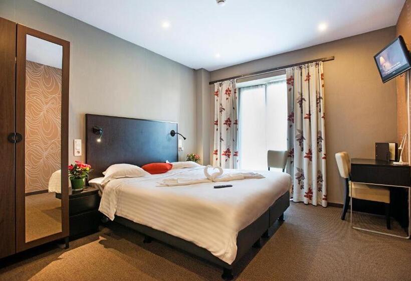 Номер Стандарт, Parkhotel Gent Centrum