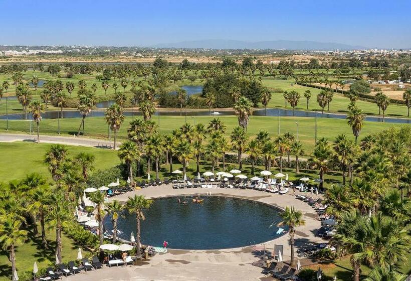 プールビュースタンダードルーム, Algarve Marriott Salgados Golf Resort & Conference Center