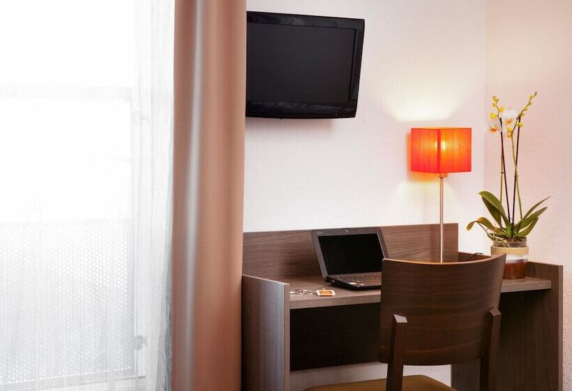 Студия Стандарт, Aparthotel Adagio Access Poitiers