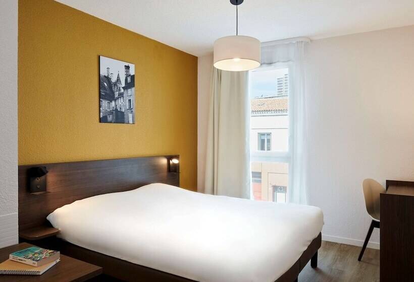 Студия Стандарт, Aparthotel Adagio Access Poitiers