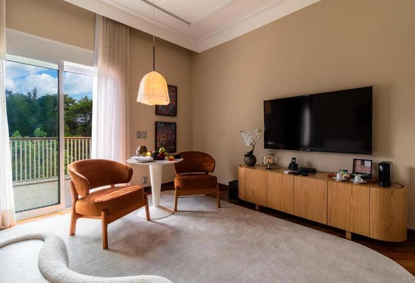 سوئیت با بالکن, Grande Hotel Campos Do Jordao