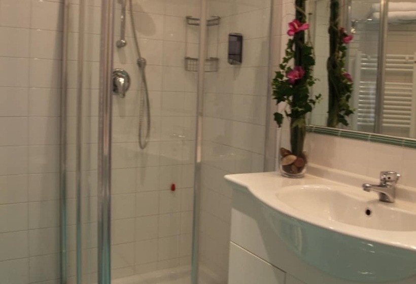 Номер Стандарт, Eraclea Palace Hotel 4 Stelle S